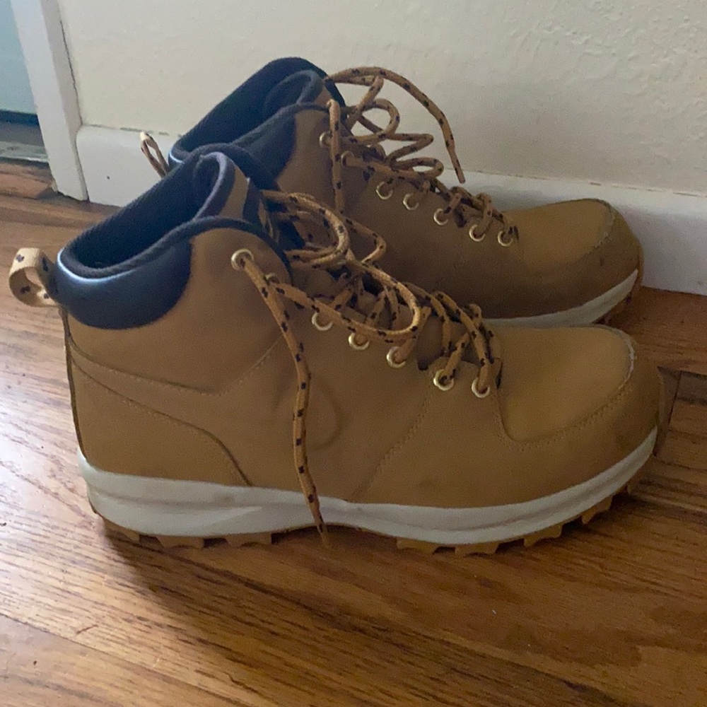 Nike Manoa Leather boot